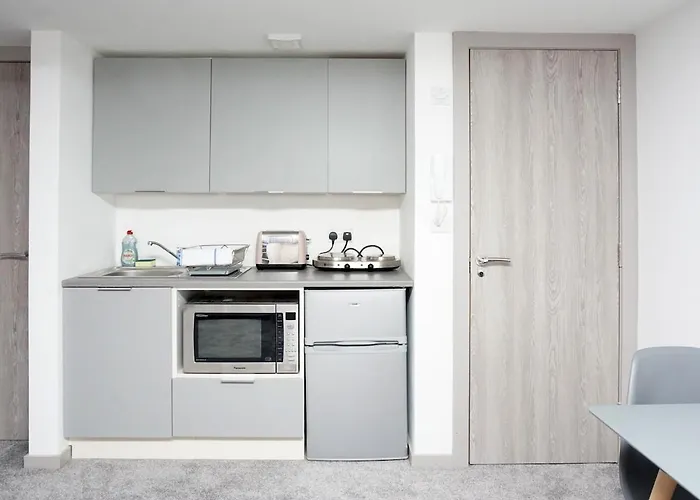 Horizon House, Modern Studio Flat, Parking Space, Oxford