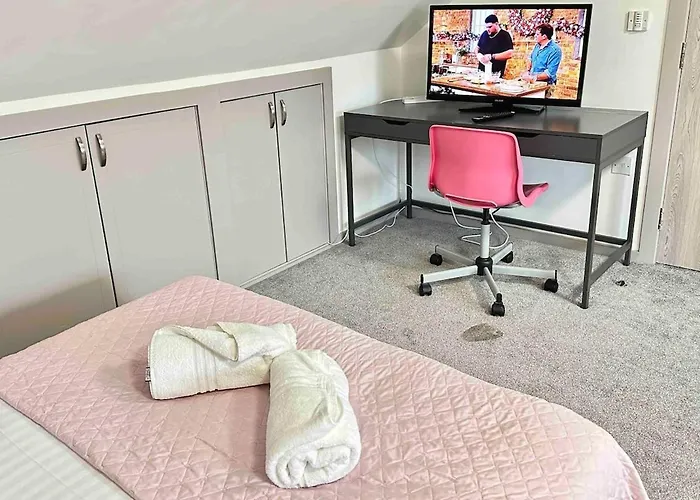 Horizon House, Modern Studio Flat, Parking Space, Oxford